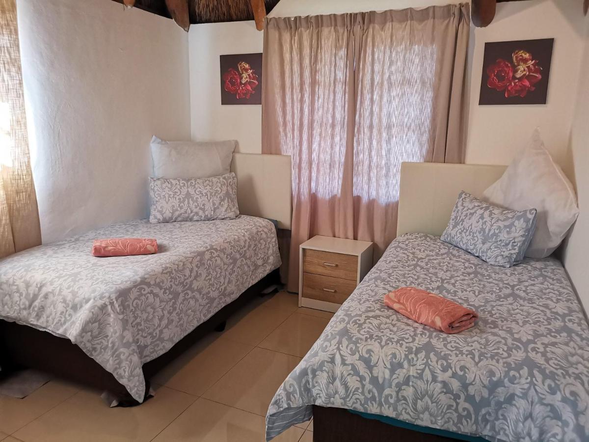 Holiday home Sea Shell House St Helena Bay